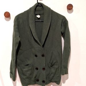 Green button sweater